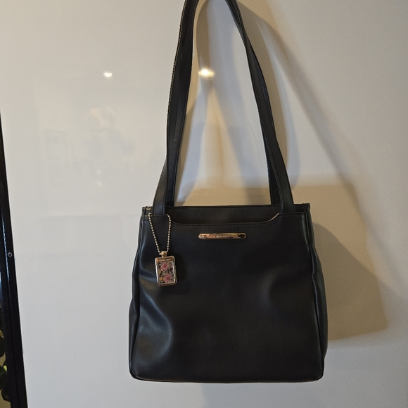 NWOT Nine West Black Leather Shoulder Bag - Picture 5 of 16